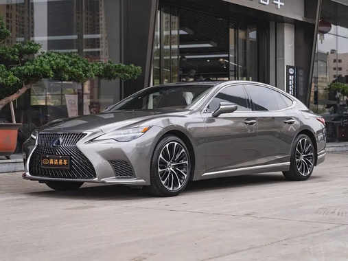 Lexus LS 2021