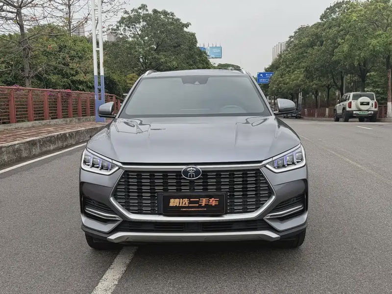 BYD PLUS