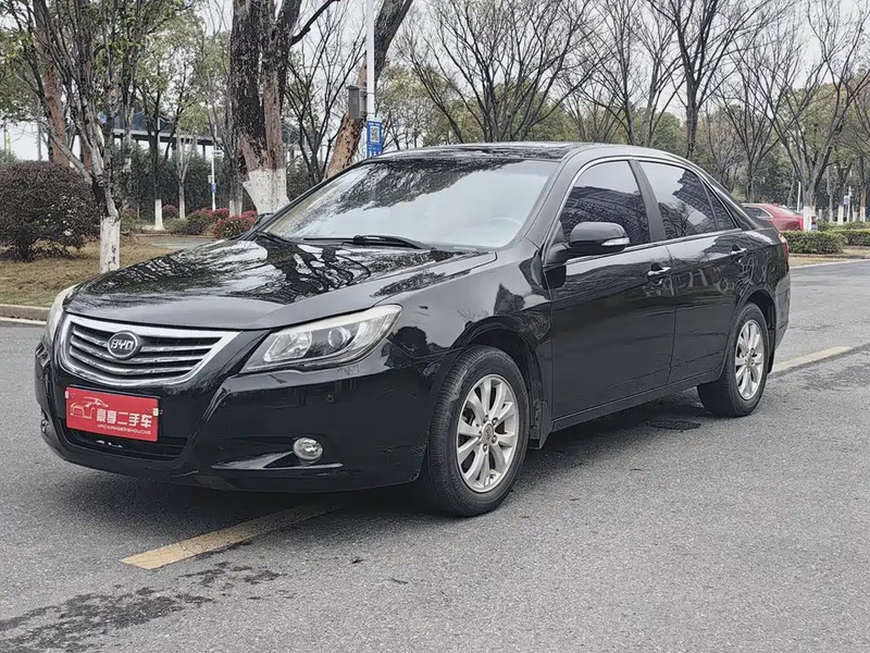 BYD G6