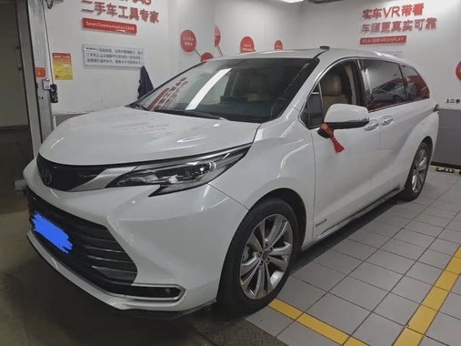 Toyota Sienna 2023