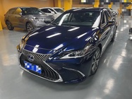 Lexus ES 2020
