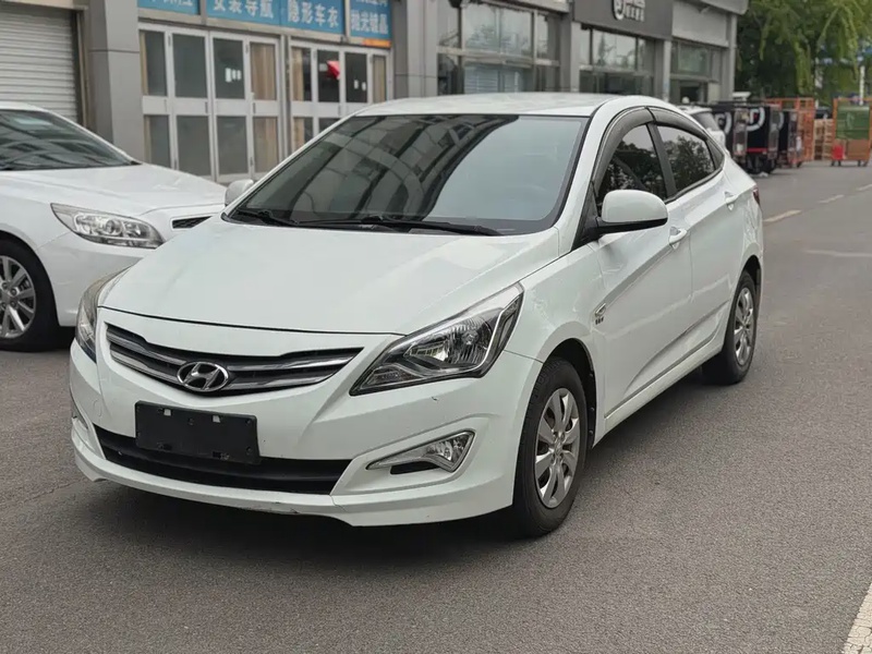 Hyundai Verna