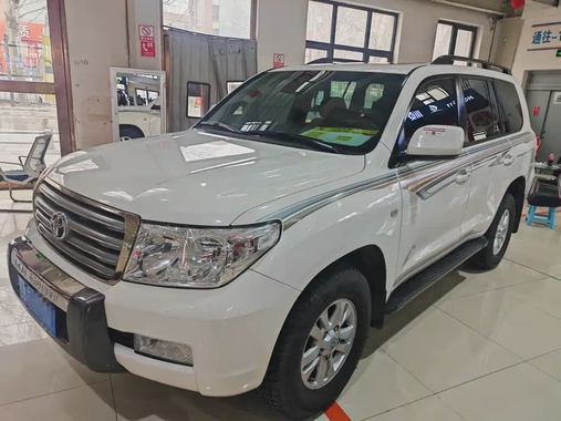 Toyota Land Cruiser 2010