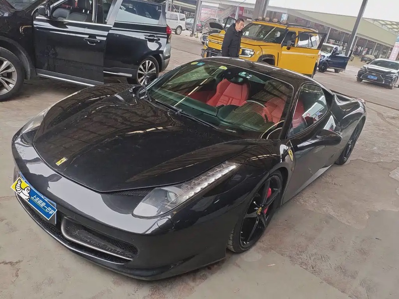 Ferrari 458