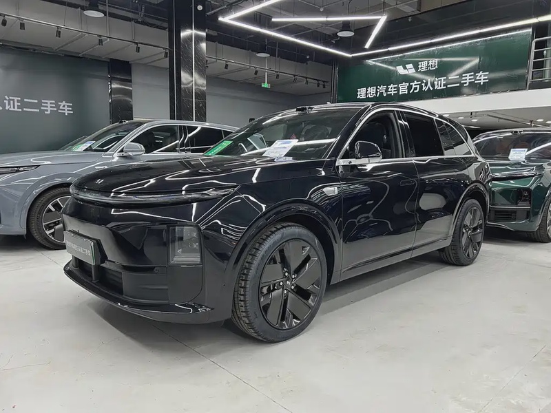 Li Auto L6