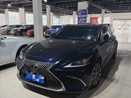Lexus ES 2020