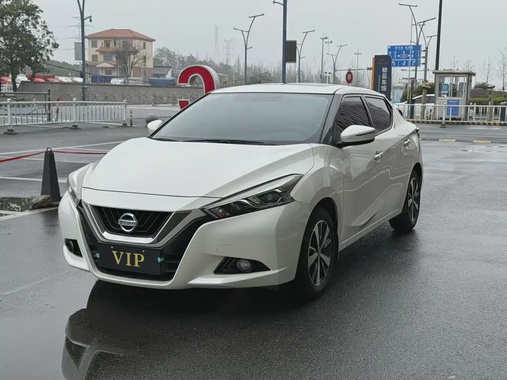 Nissan Bluebird 2019