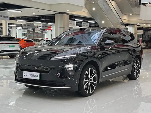 NIO ES8 2024