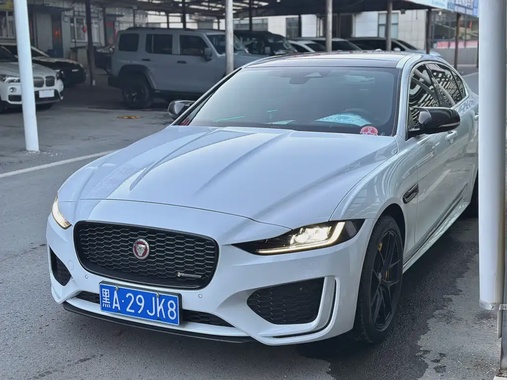 Jaguar XE 2023