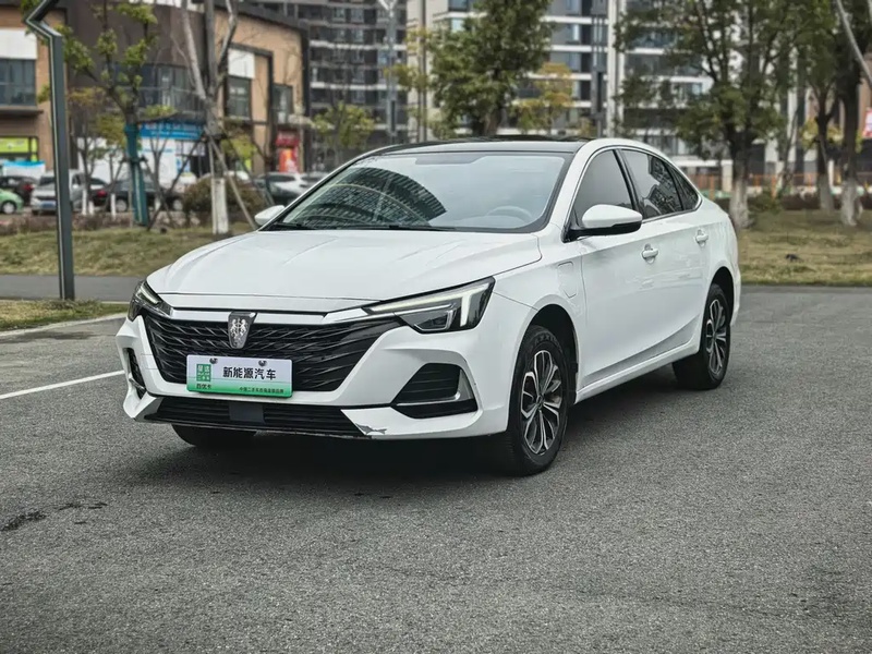 Roewe i6