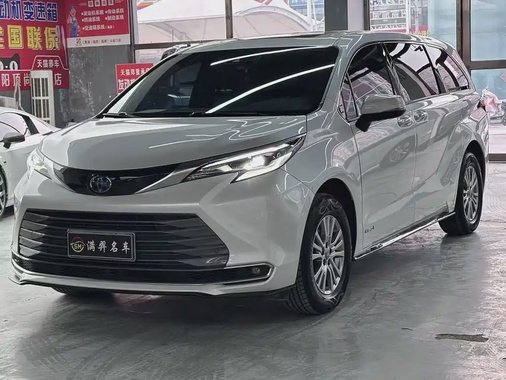 Toyota Sienna 2022