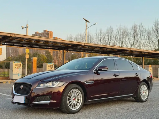 Jaguar XFL 2019