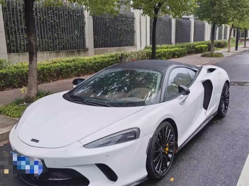 McLaren GT 2023