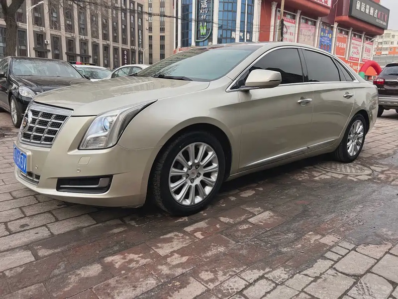 Cadillac XTS