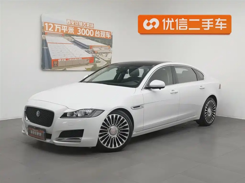 Jaguar XF