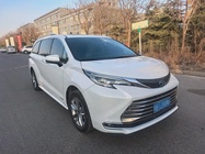 Toyota Sienna 2023