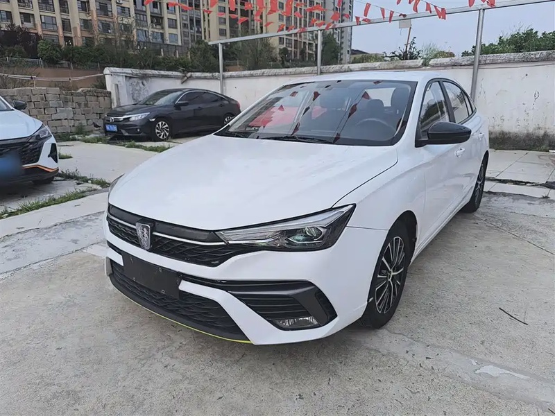 Roewe i5