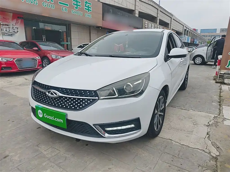 Chery Arrizo 5