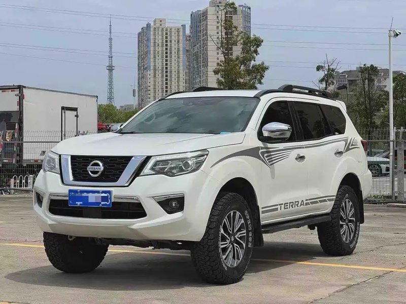 Nissan Terra