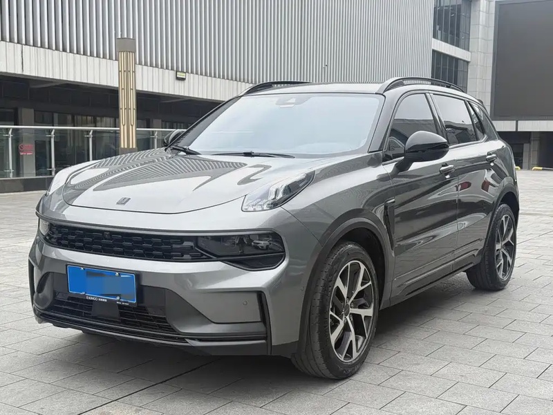 Lynk & Co 01