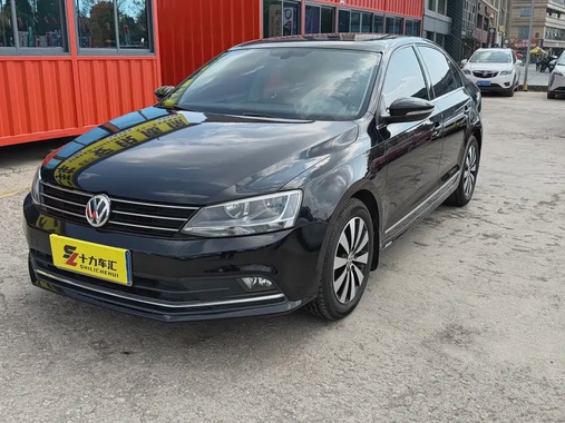 Volkswagen Sagitar 2018