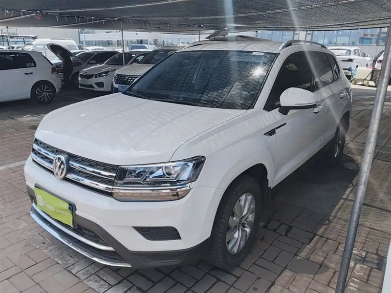 Volkswagen Tharu
