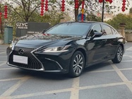 Lexus ES 2020