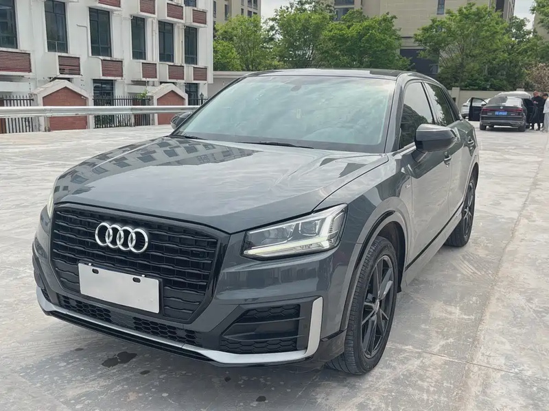 Audi Q2