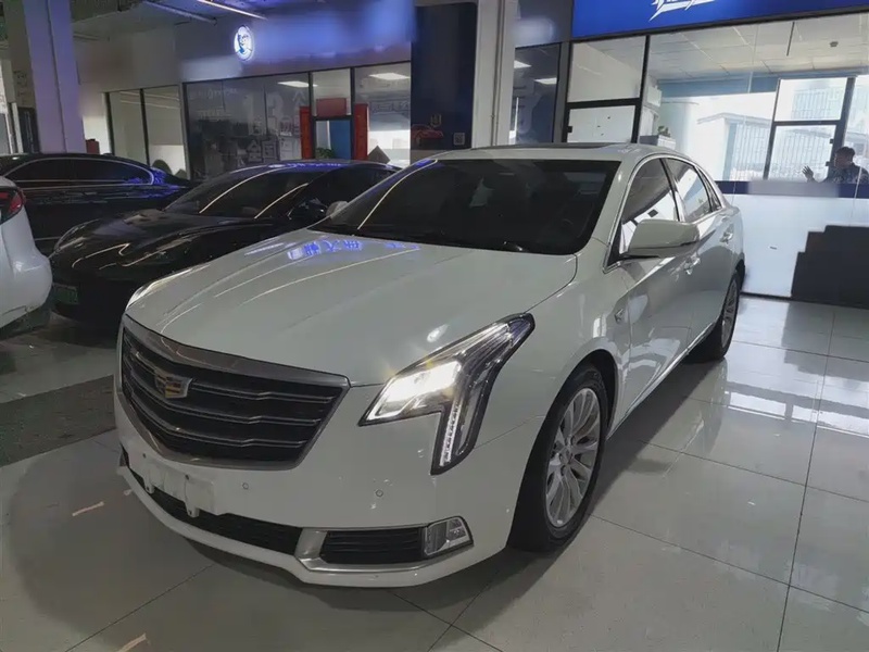 Cadillac XTS