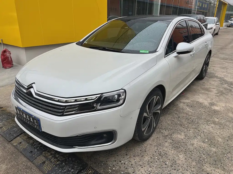 Citroen C6