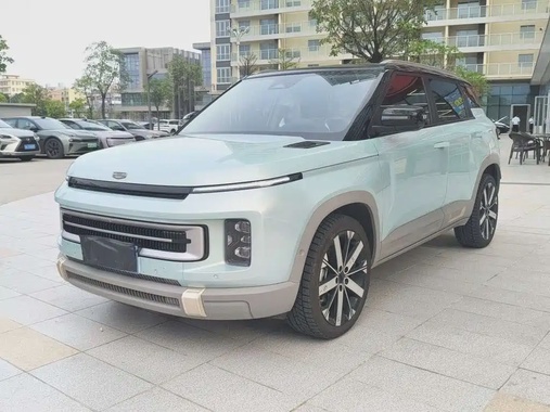 Geely Icon 2023