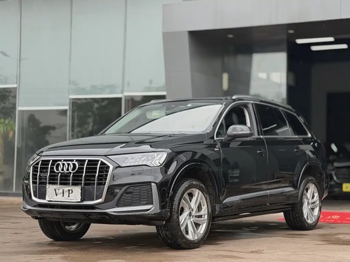Audi Q7 2024