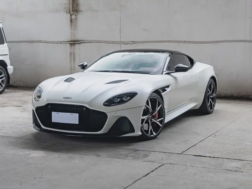 Aston Martin DBS 2019