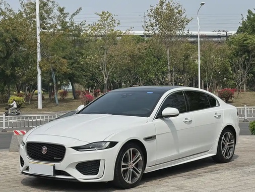 Jaguar XE 2020