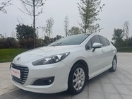 Peugeot 308 2015