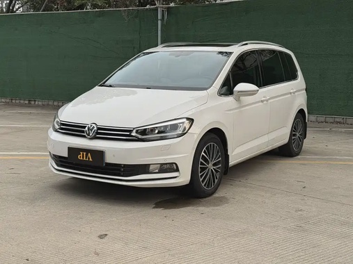 Volkswagen Touran 2016