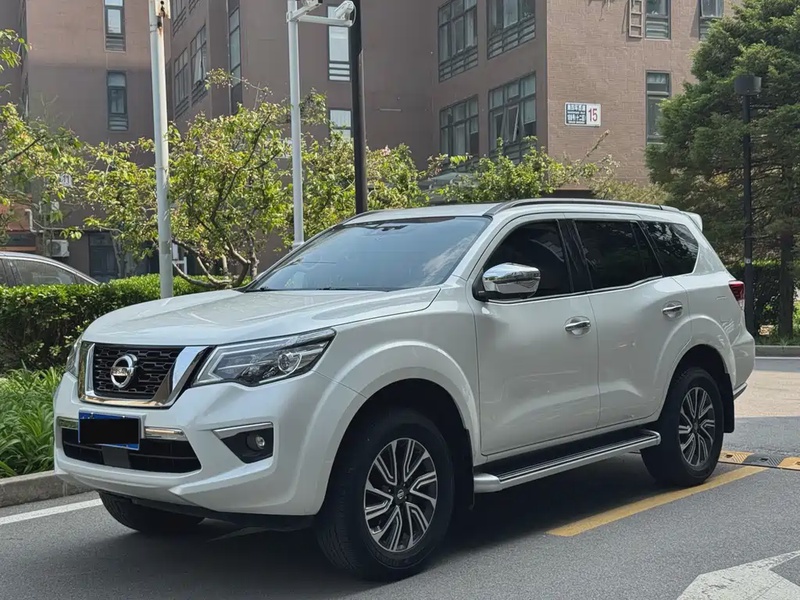 Nissan Terra