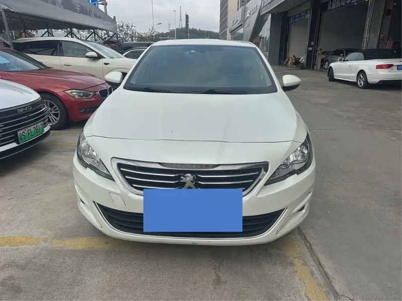 Peugeot 408