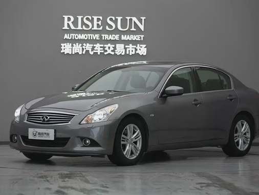 Infiniti G 2011