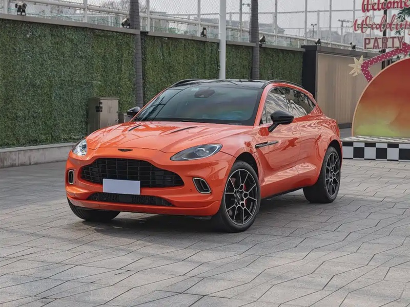 Aston Martin DBX