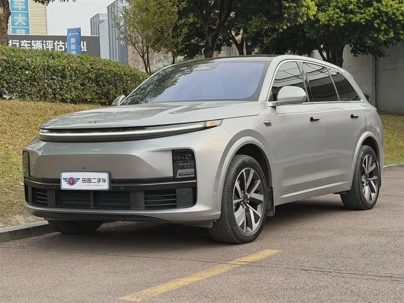 Li Auto L7