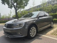 Volkswagen Sagitar 2015