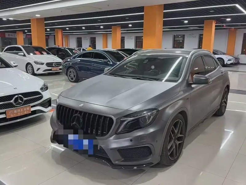 Mercedes-Benz GLA-Class