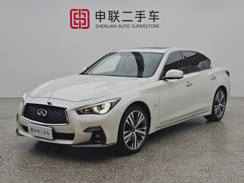Infiniti Q50