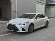 Lexus ES 2025