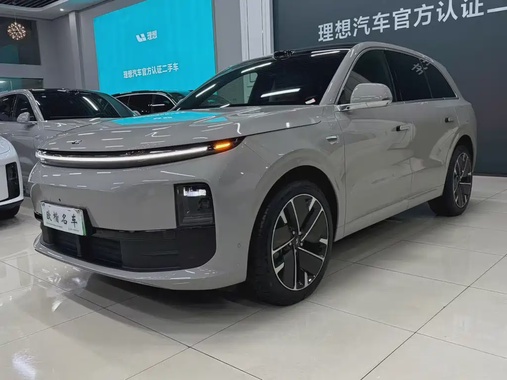 Li Auto L6 2025