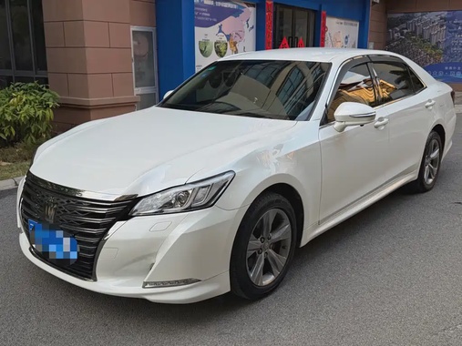 Toyota Crown 2019
