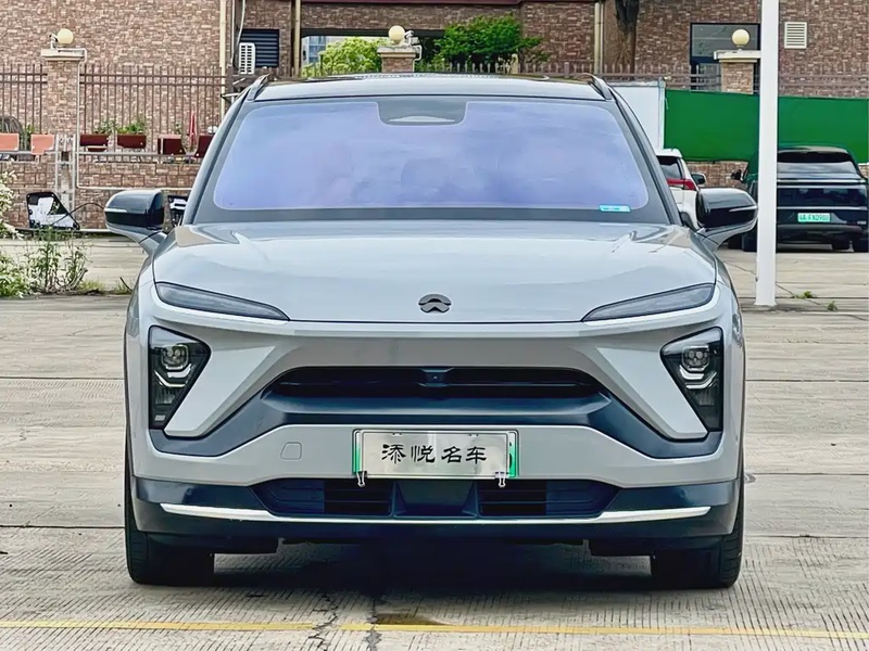 NIO ES6