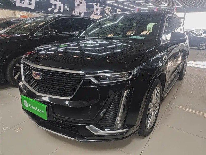 Cadillac XT6