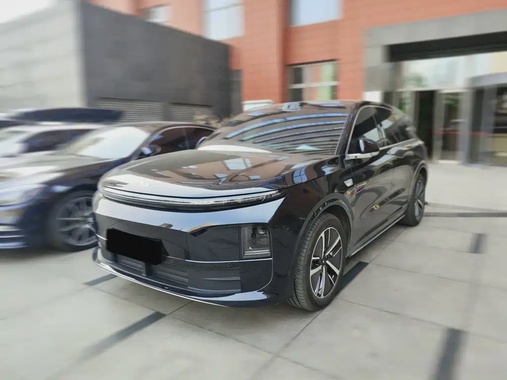 Li Auto L6 2024